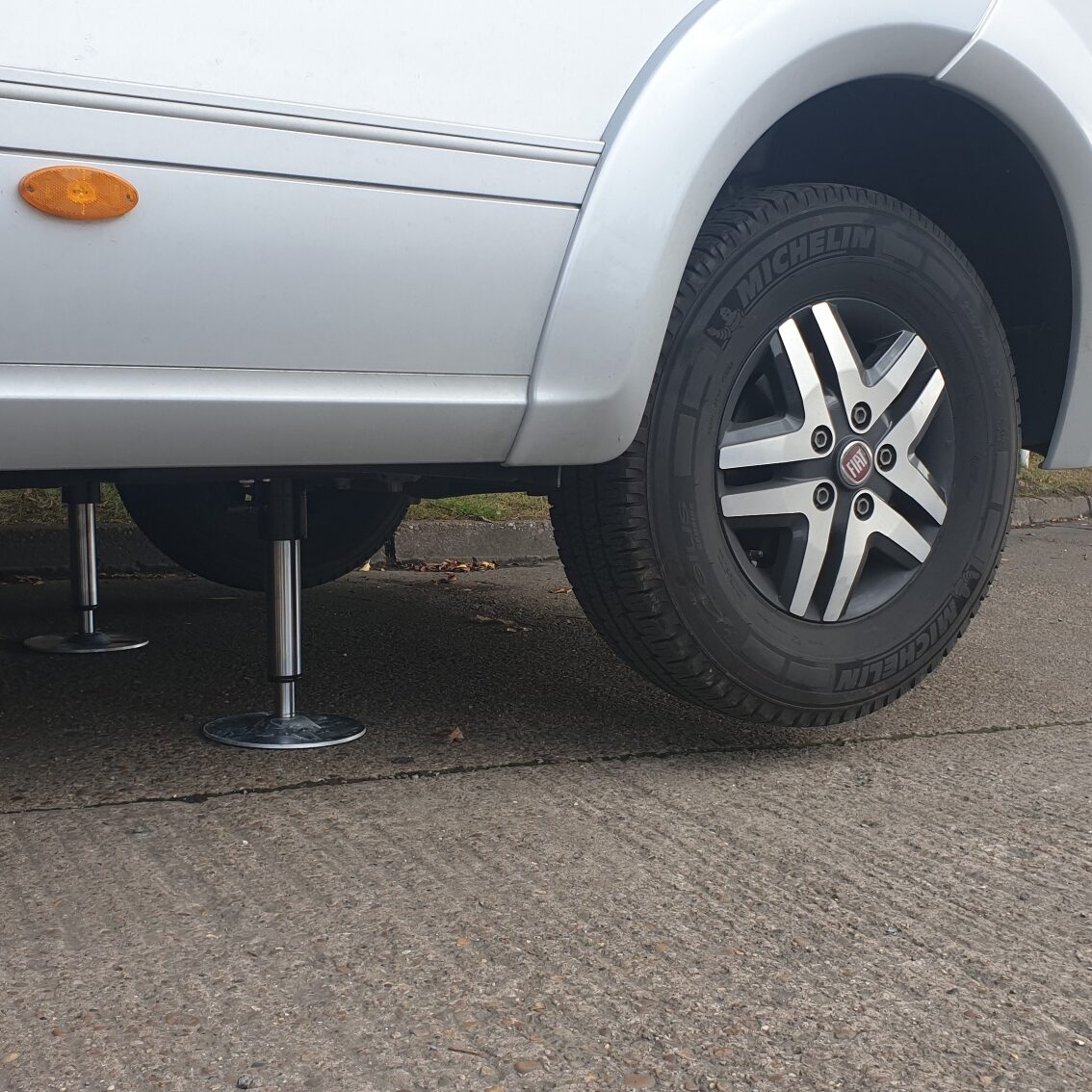 Alko HY4 Self Levelling Systems Caravan Self Levelling Yorkshire, UK