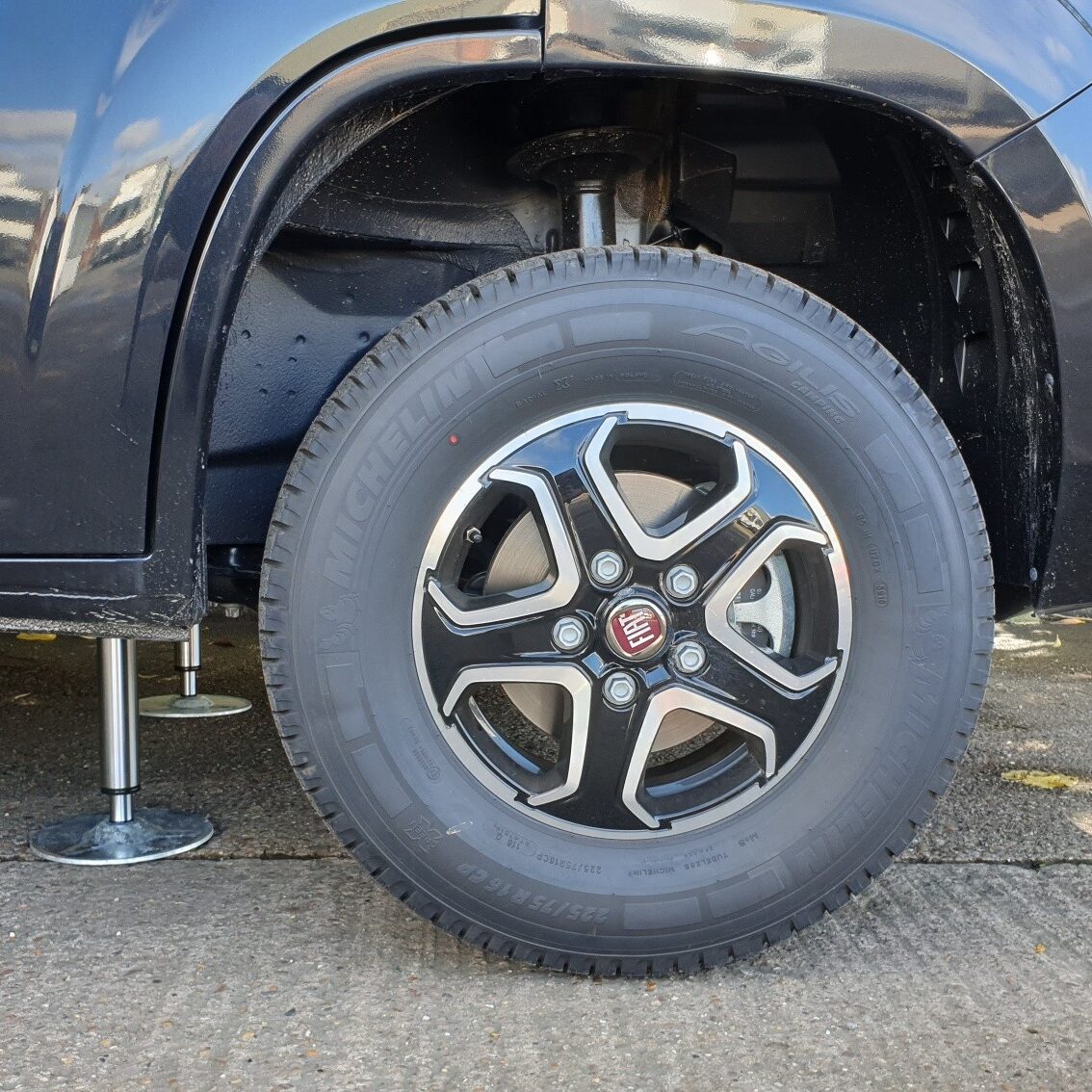 Alko HY4 Self Levelling Systems Caravan Self Levelling Yorkshire, UK